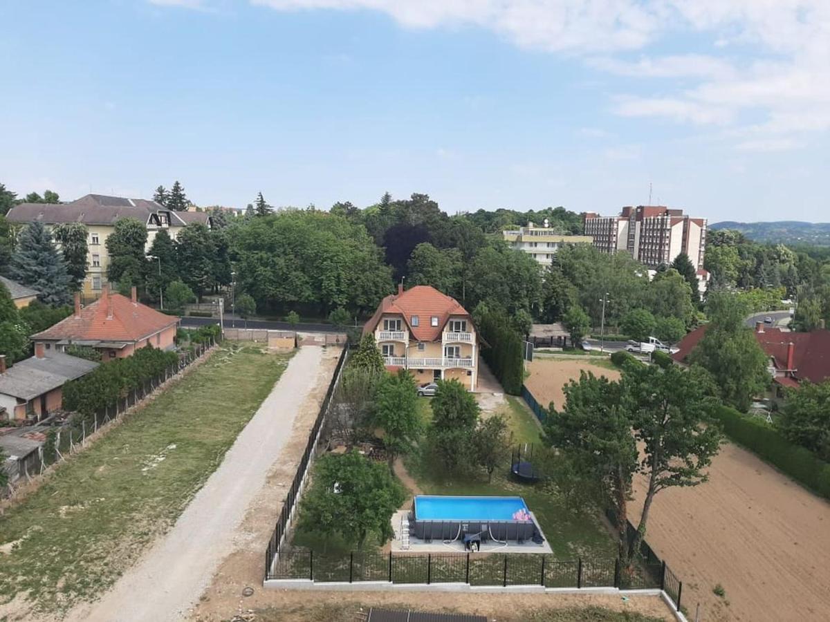Attila Vendégház Hévíz Esterno foto