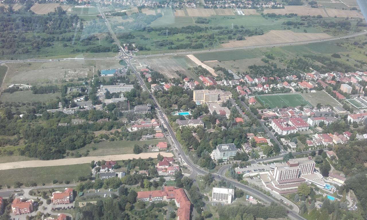 Attila Vendégház Hévíz Esterno foto